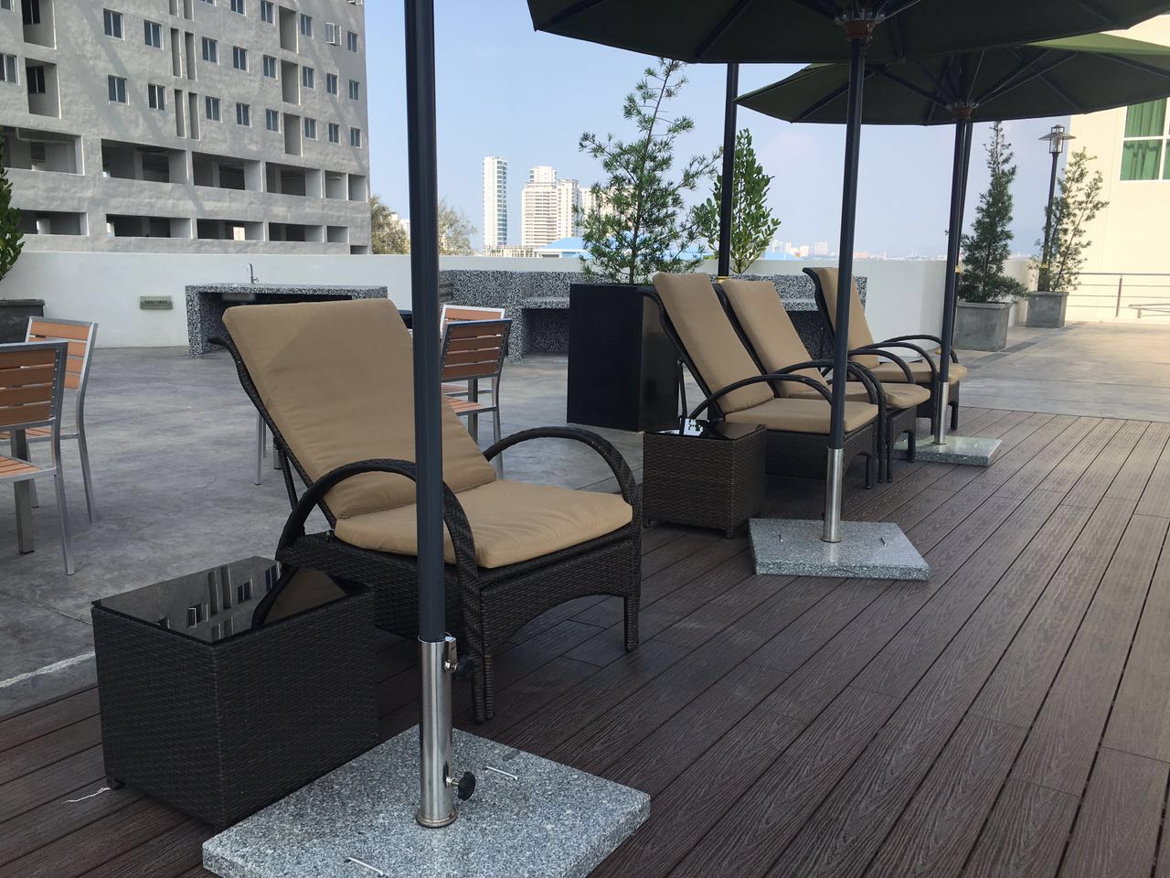 Straits Garden 1323sf 3 car park - photo 3