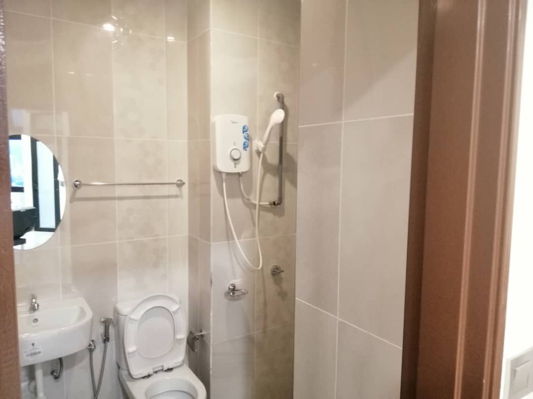 JDupion Residence For Rent, Taman Pertama - photo 6