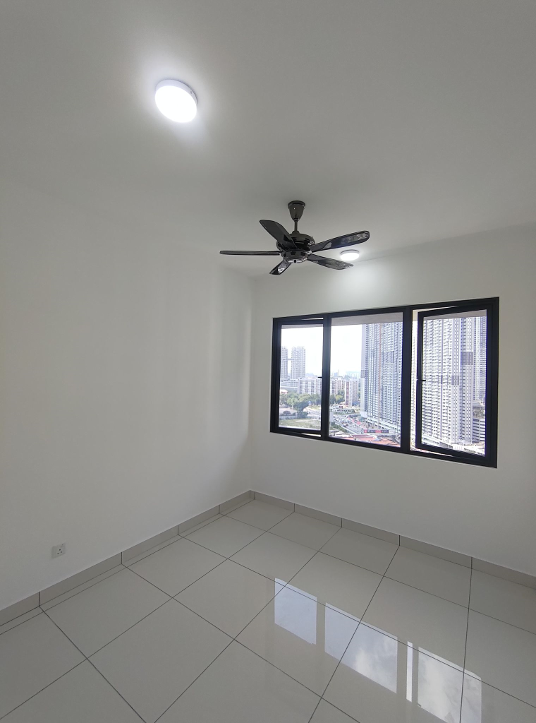 PARC 3 Partial Furnished 3R2B For Rent, Cheras - photo 6
