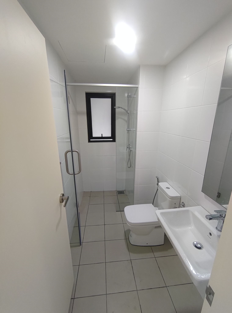PARC 3 Partial Furnished 3R2B For Rent, Cheras - photo 7