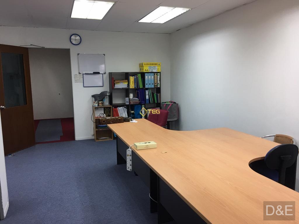 ERIC Bandar Bukit Tinggi1 Klang 2 unit Shop Office - photo 2