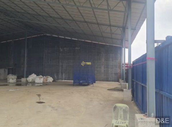 Eric Taman Klang Utama Industrial Lot with Factory - photo 2