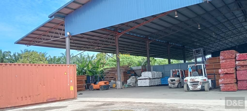 Eric Telok Gong Port Klang Open space Warehouse - photo 3