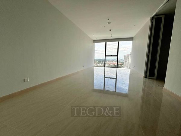Eric Top Residency Fully Furnished 1144sqft - photo 4