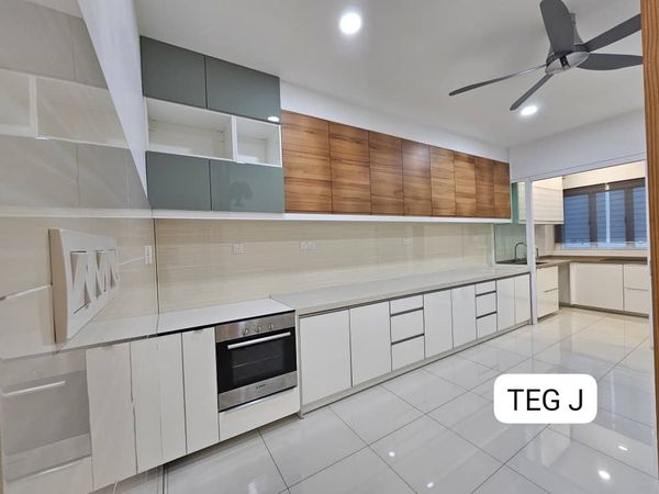 J Setia indah 9 2sty EndLot Renovated Extended - photo 4