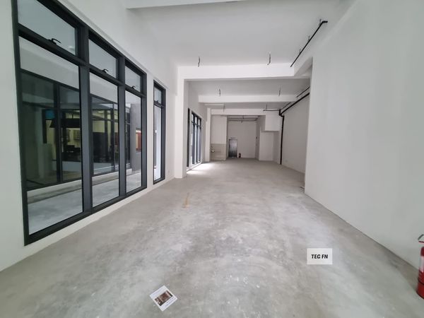FN Edusentral Basic Shoplot Brand New Unfurnished - photo 3