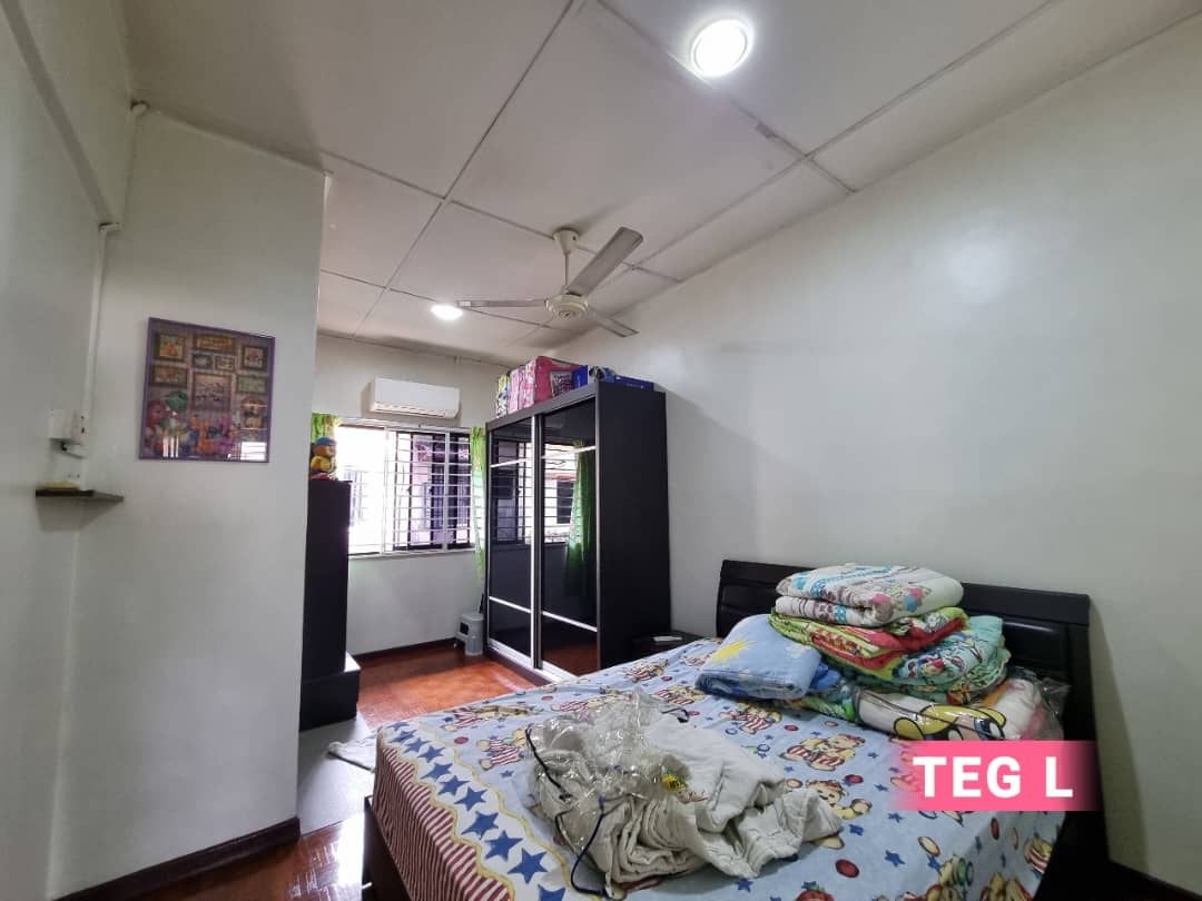 L Taman Sentosa Good Condition 2styHouse Renovated - photo 11
