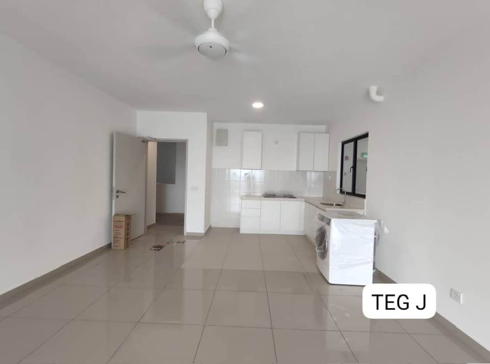 J Huni Residence Basic Unit Partly Furnished - photo 3