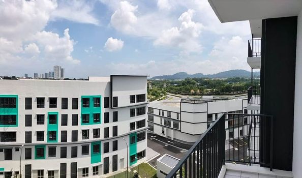 Eric Huni Residence Partly Furnished 1000sqft - photo 2