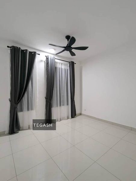 ASH Trio by Setia Partially Furnished 915sqft - photo 2