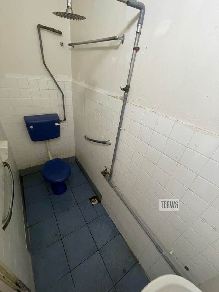 WG Taman Sri Andalas 2sty House in Good Condition - photo 2