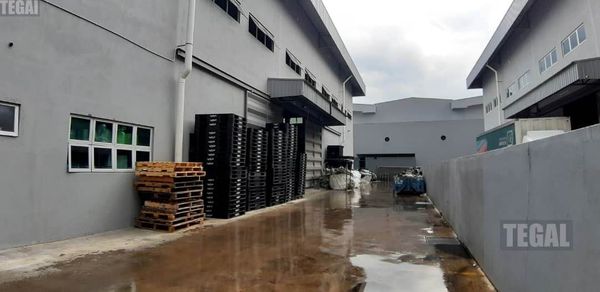 AL ETP 3 Factory Warehouse Freehold Title - photo 3