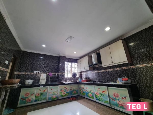 L Taman Sentosa 2sty Big CornerLot House Renovated - photo 2