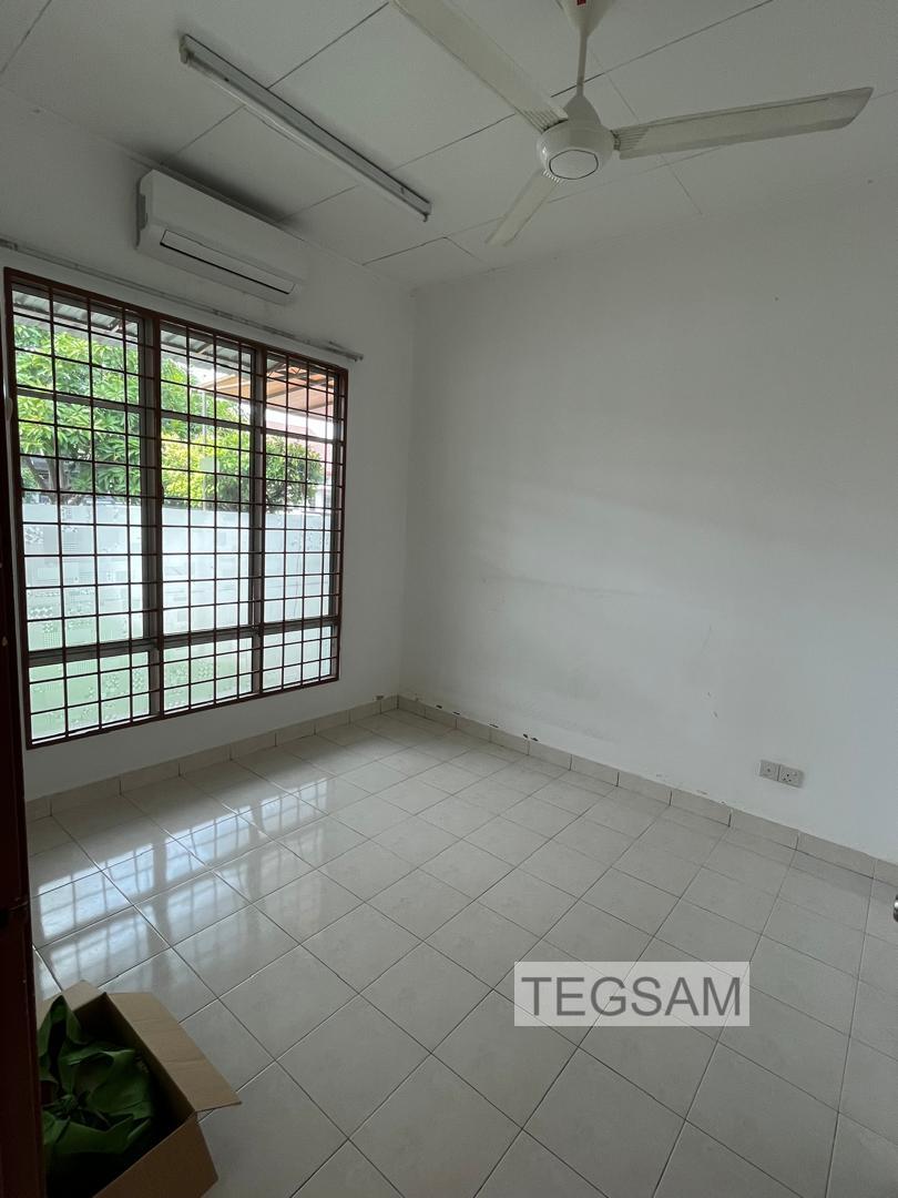 Eric Jalan Makyong 1sty House Freehold Non Bumi - photo 3