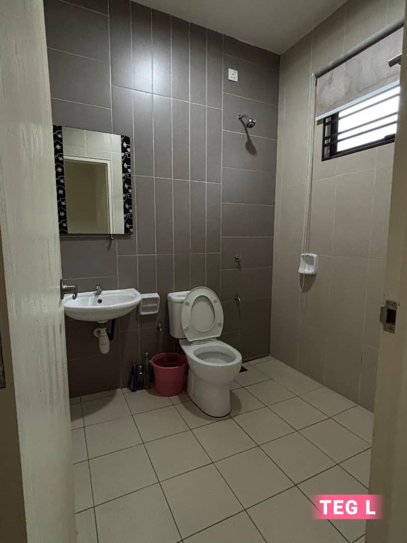 L Alam Impian 2sty House Freehold Basic Condition - photo 3