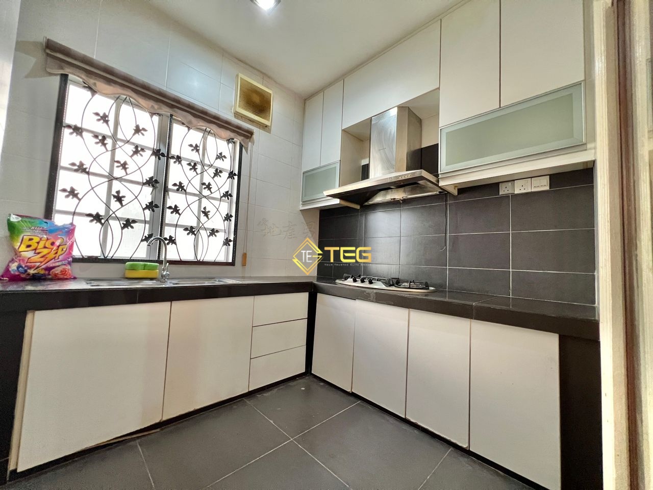 Eric Bandar Bukit Tinggi Klang 2 n Half sty House - photo 11
