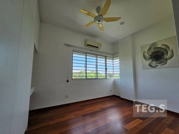 S Lagoon Suite Kota Kemuning 2Sty House Renovated - photo 4