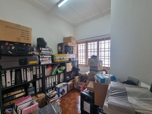 Eric Bukit Raja 2sty Corner 2880sqft Freehold - photo 6
