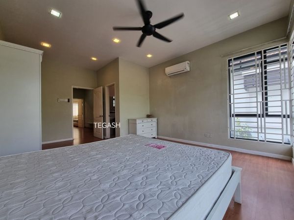 Eric Avira 2sty TerraceHouse Good Condition - photo 8