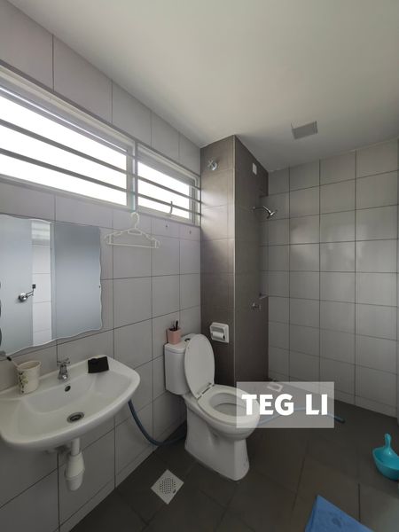 Li Bandar Botanic 2sty house Gated Guarded - photo 3