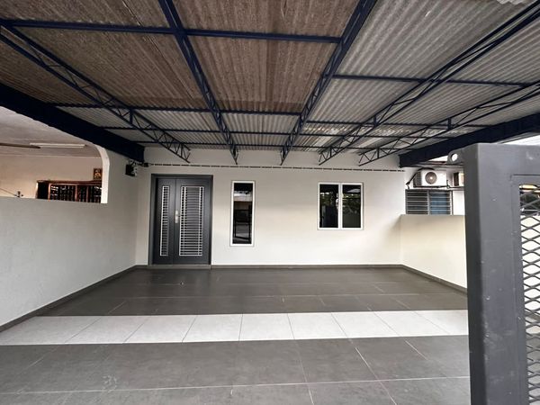 Eric Tepi Sungai Klang 1sty House Fully Renovated - photo 4