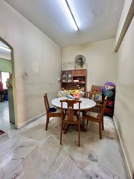 Eric Rantau Panjang Klang 2sty EndLot House - photo 4