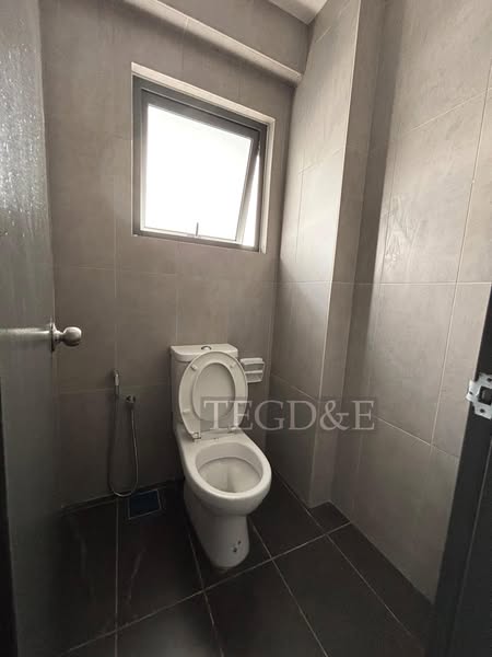 Eric Edusentral Brand New Basic RM2600 a month - photo 3
