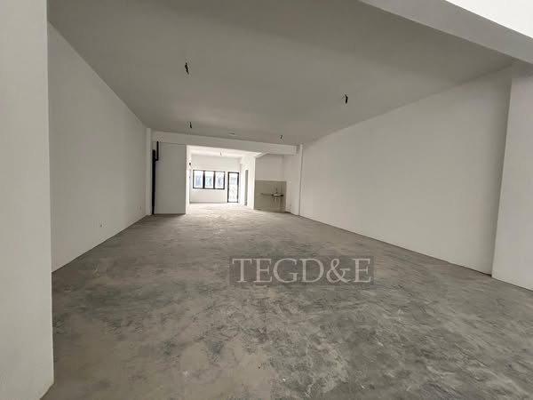 Eric Edusentral Brand New Basic RM2600 a month - photo 4