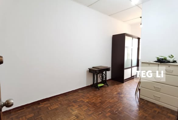 Li Greenville Good Condition 2sty House Furnished - photo 3