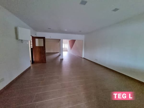 L Telok Gadong First Floor Shoplot Renovated - photo 2