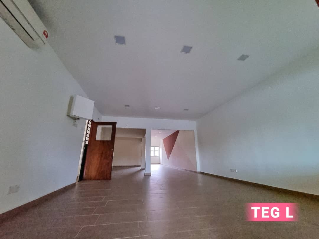 L Telok Gadong First Floor Shoplot Renovated - photo 3
