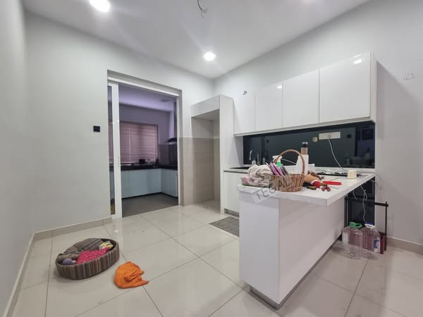 Eric Cassava Bandar Puteri 2 n Half sty House - photo 6