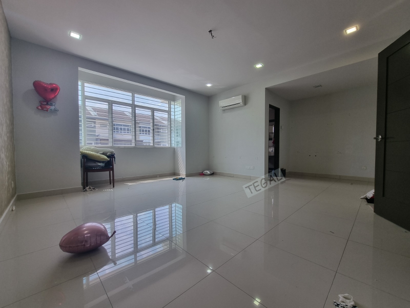 Eric Cassava Bandar Puteri 2 n Half sty House - photo 8