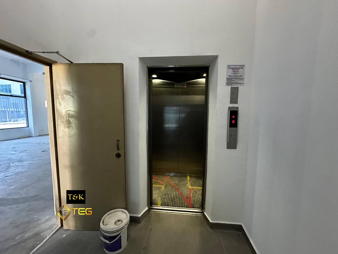 TnK Jalan Meru 3sty Commercial Building Good Cond - photo 7