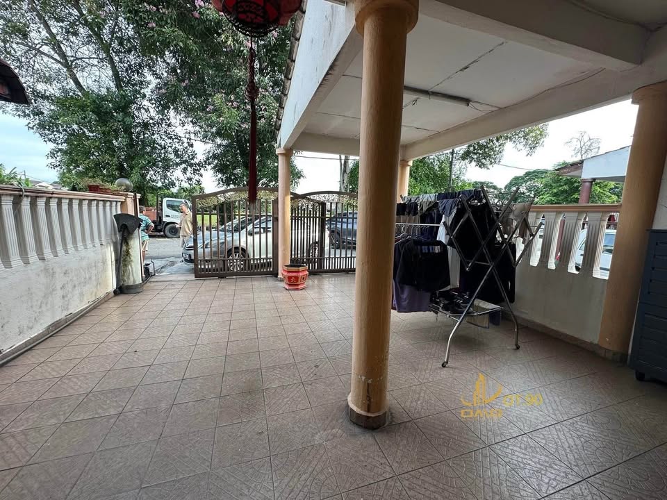Owen Klang Utama Double Storey House - photo 3