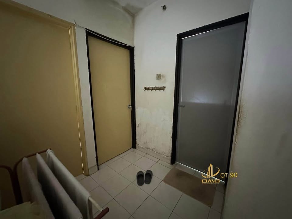 Owen Klang Utama Double Storey House - photo 6