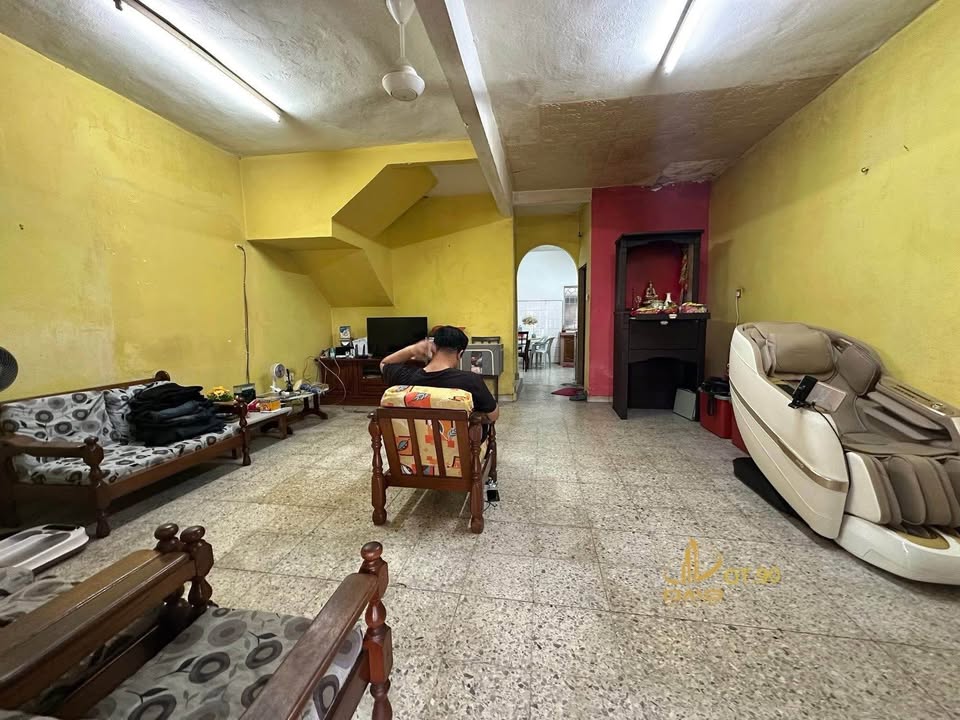 Owen Klang Utama Double Storey House - photo 8
