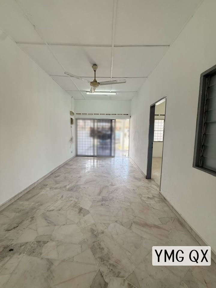 Emily Klang Utama Single Storey House - photo 4