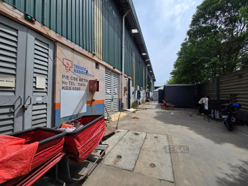 Eric Bukit Kemuning Factory - photo 3