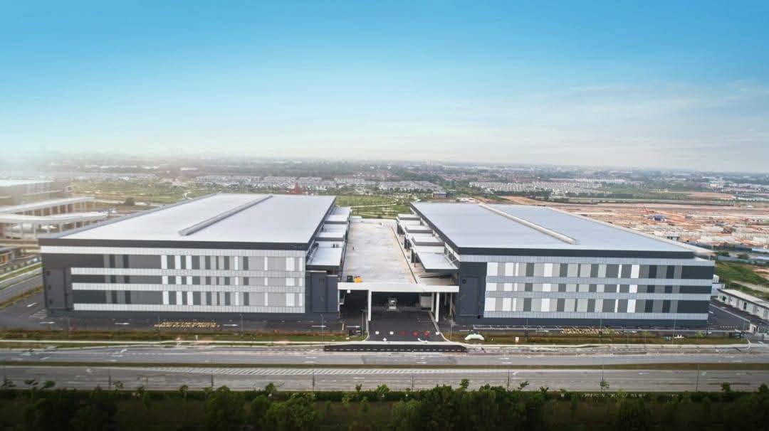 Bukit Raja Warehouse - photo 3