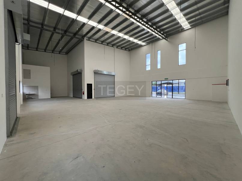 Eric Puncak Alam Eco Business Park Rubix - photo 3