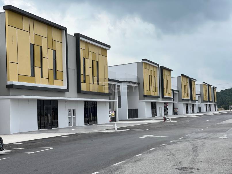 Eric Puncak Alam Eco Business Park Rubix - photo 7