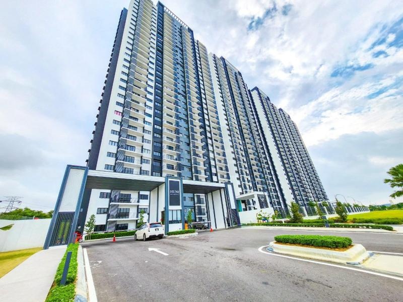eric Huni Residence Eco Ardence Apartment - photo 2