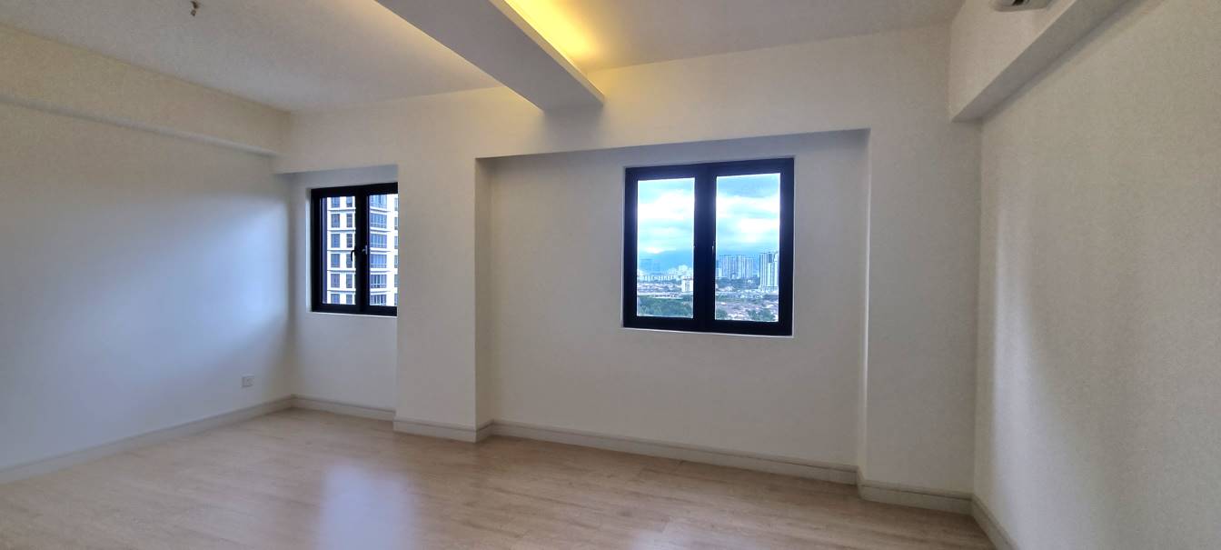 Royalle Condominium North Kiara - photo 6