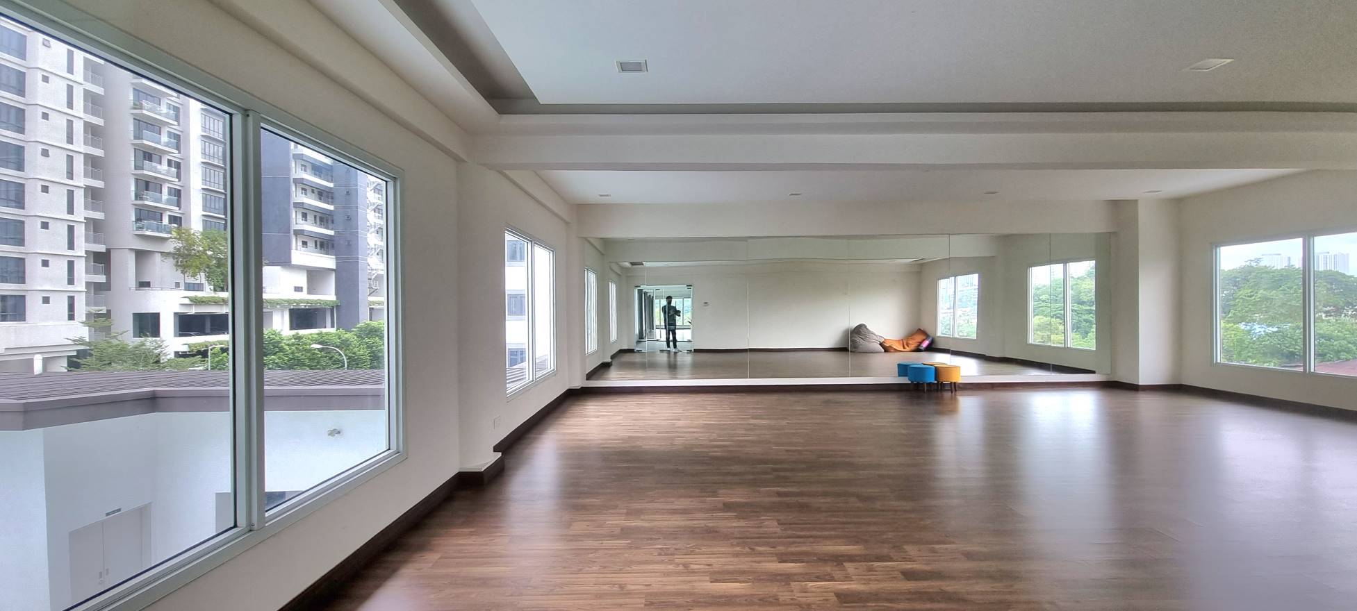 Royalle Condominium North Kiara - photo 13