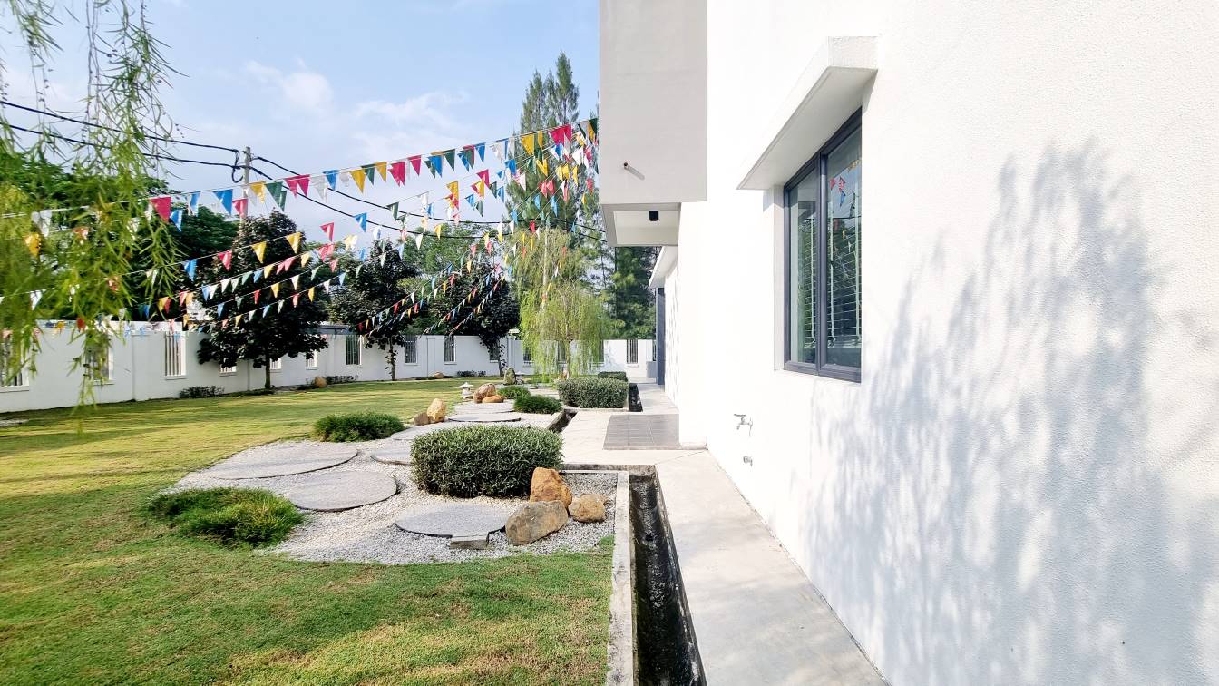 Kajang New Freehold Terrace House End Lot - photo 3