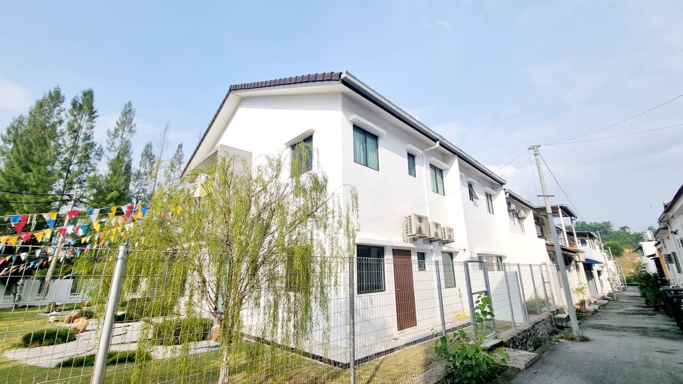 Kajang New Freehold Terrace House End Lot - photo 6