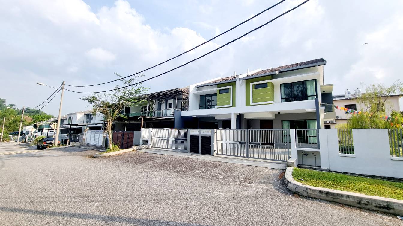 Kajang New Freehold Terrace House End Lot - photo 11