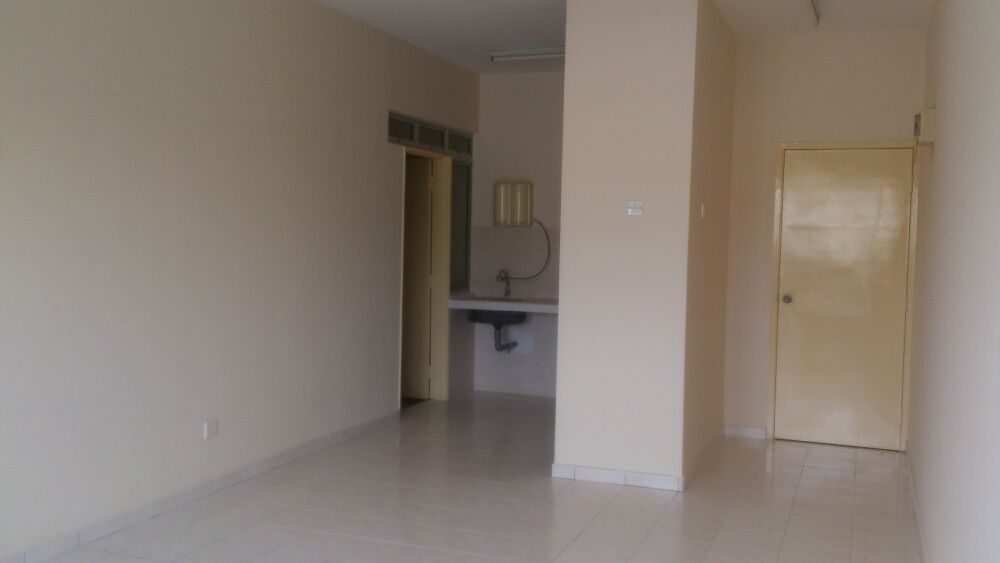 Apartment Angsana Mahkota Cheras - photo 2