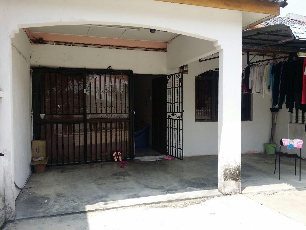 1sty Terrace, Bandar Baru Kuala Selangor - photo 1
